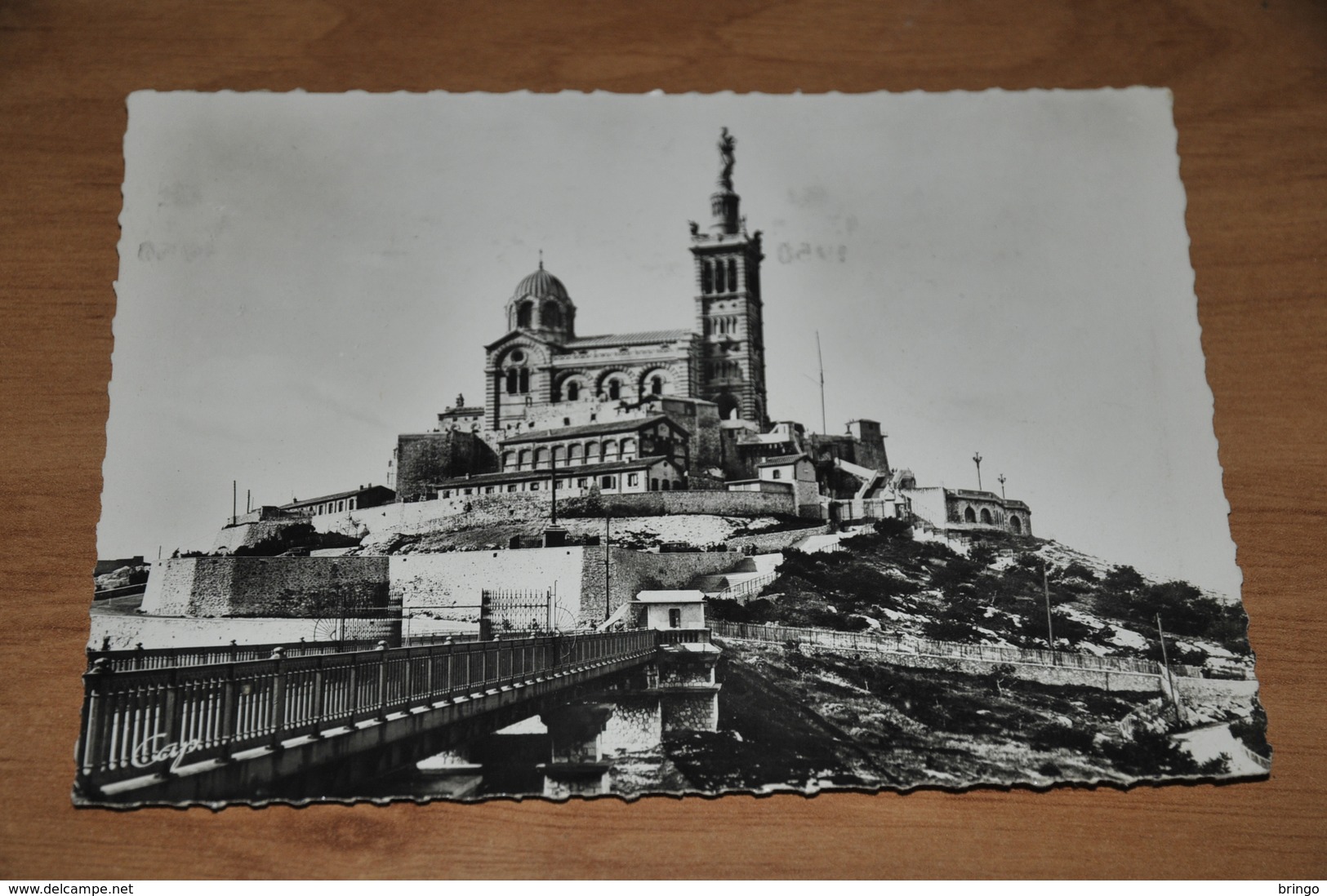 10560-      MARSEILLE, NOTRE DAME DE LA GARDE - 1950 - Notre-Dame De La Garde, Aufzug Und Marienfigur