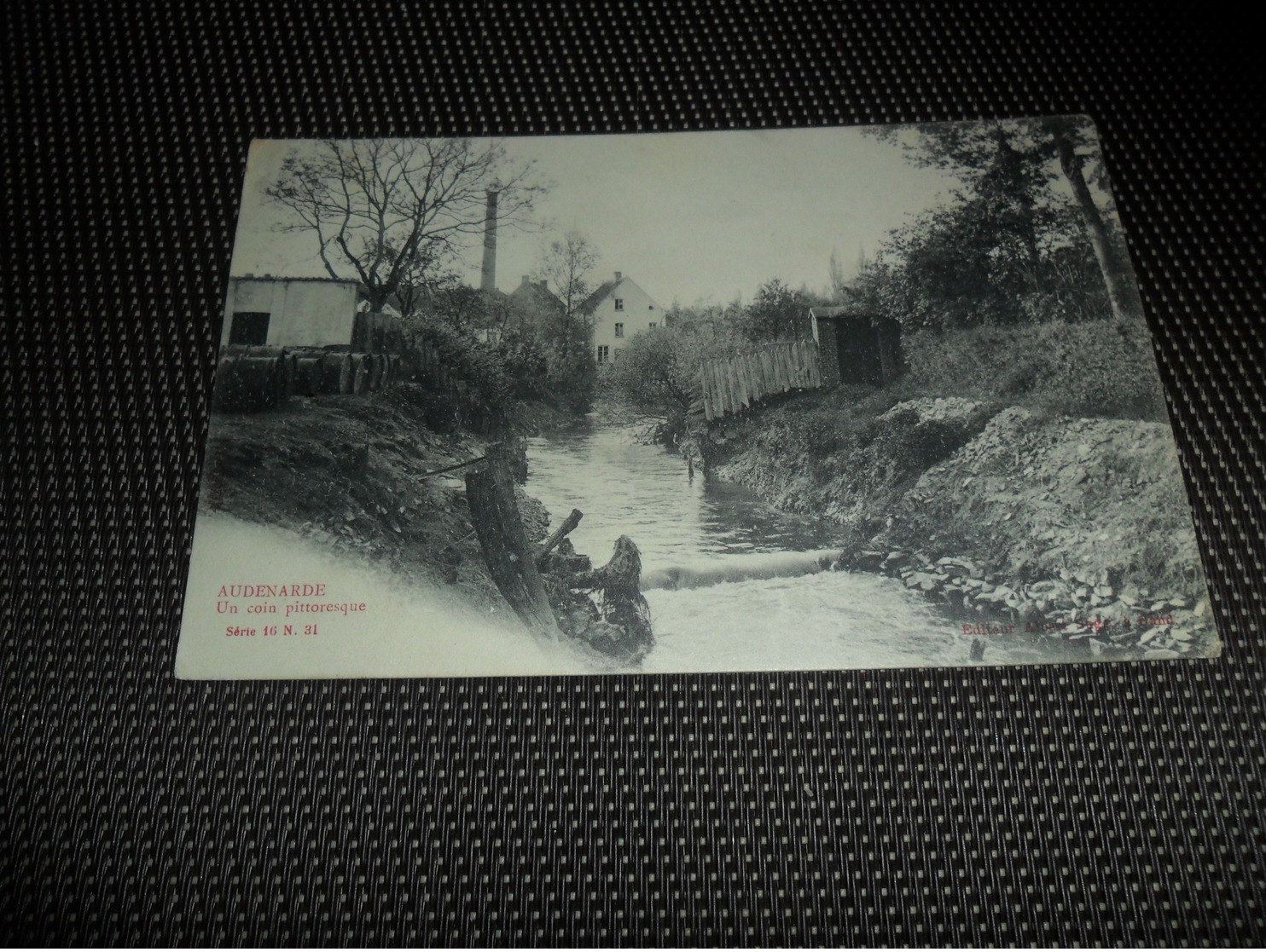 Beau lot de 20 cartes postales de Belgique       Mooi lot van 20 postkaarten van België   - 20 scans