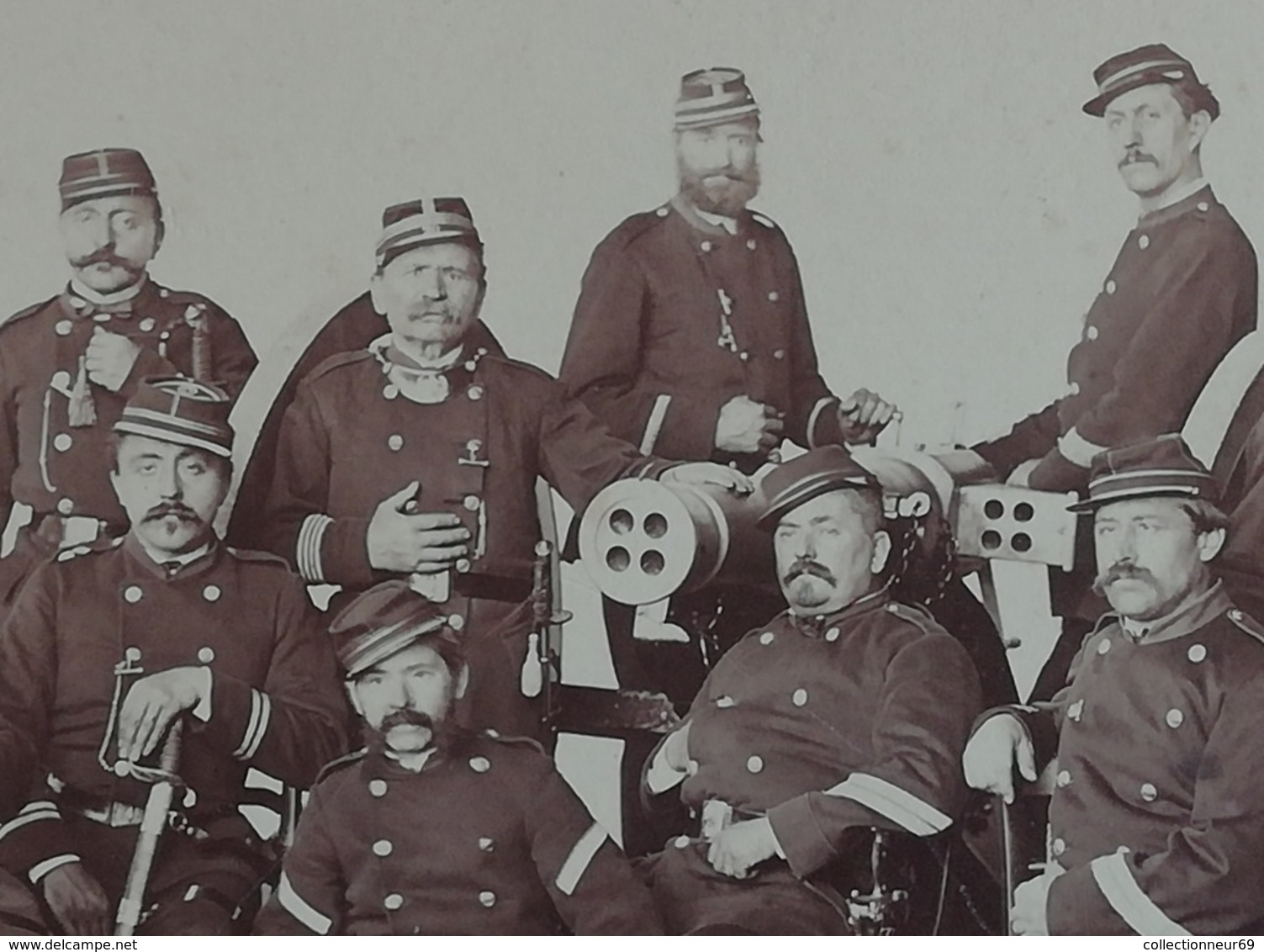 Ancienne photo originale Militaire groupe de Soldats devant un canon GARDE NATIONALE 1870-1871 du XIXème