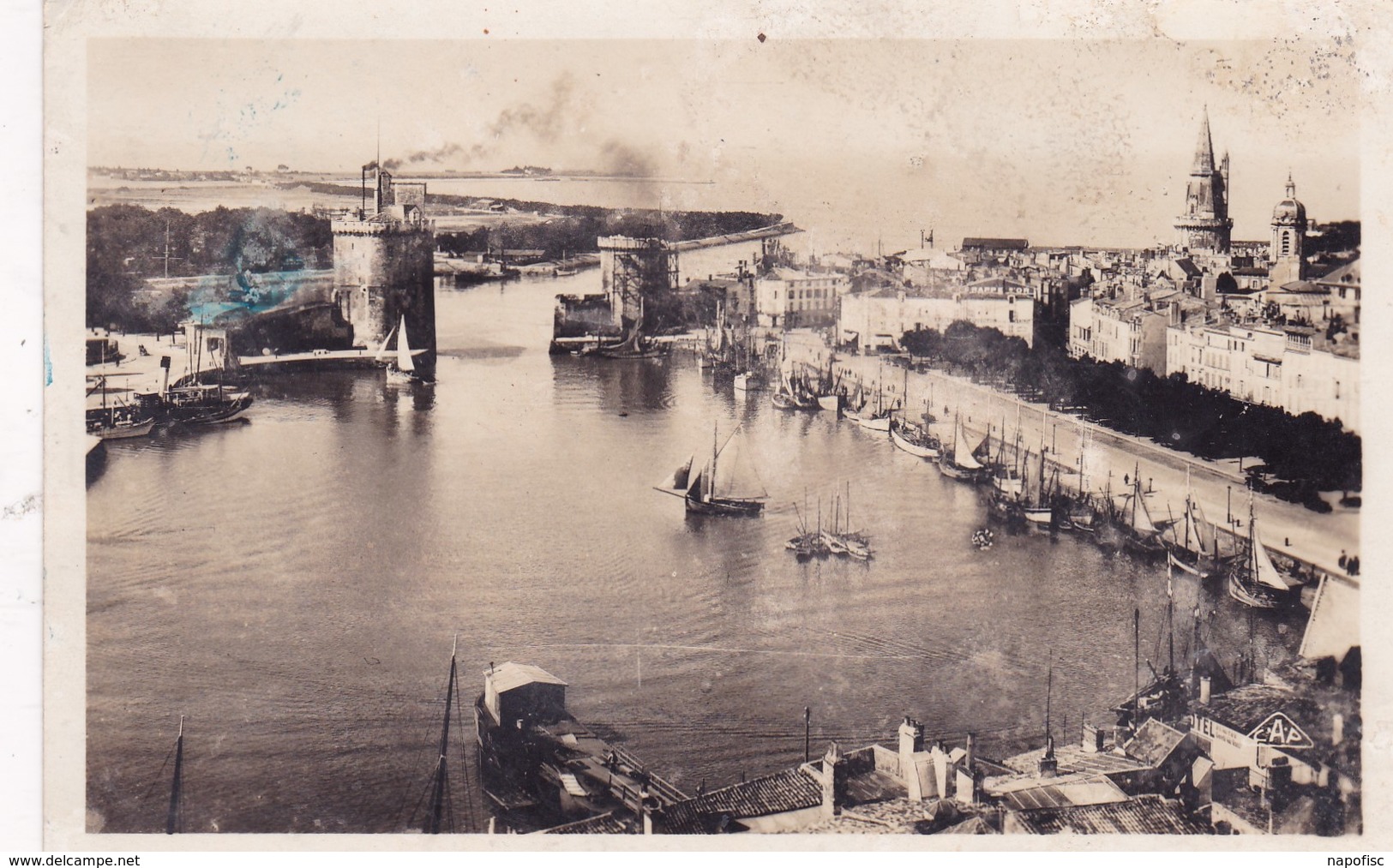 17-La Rochelle Vue Panoramique Du Port - La Rochelle