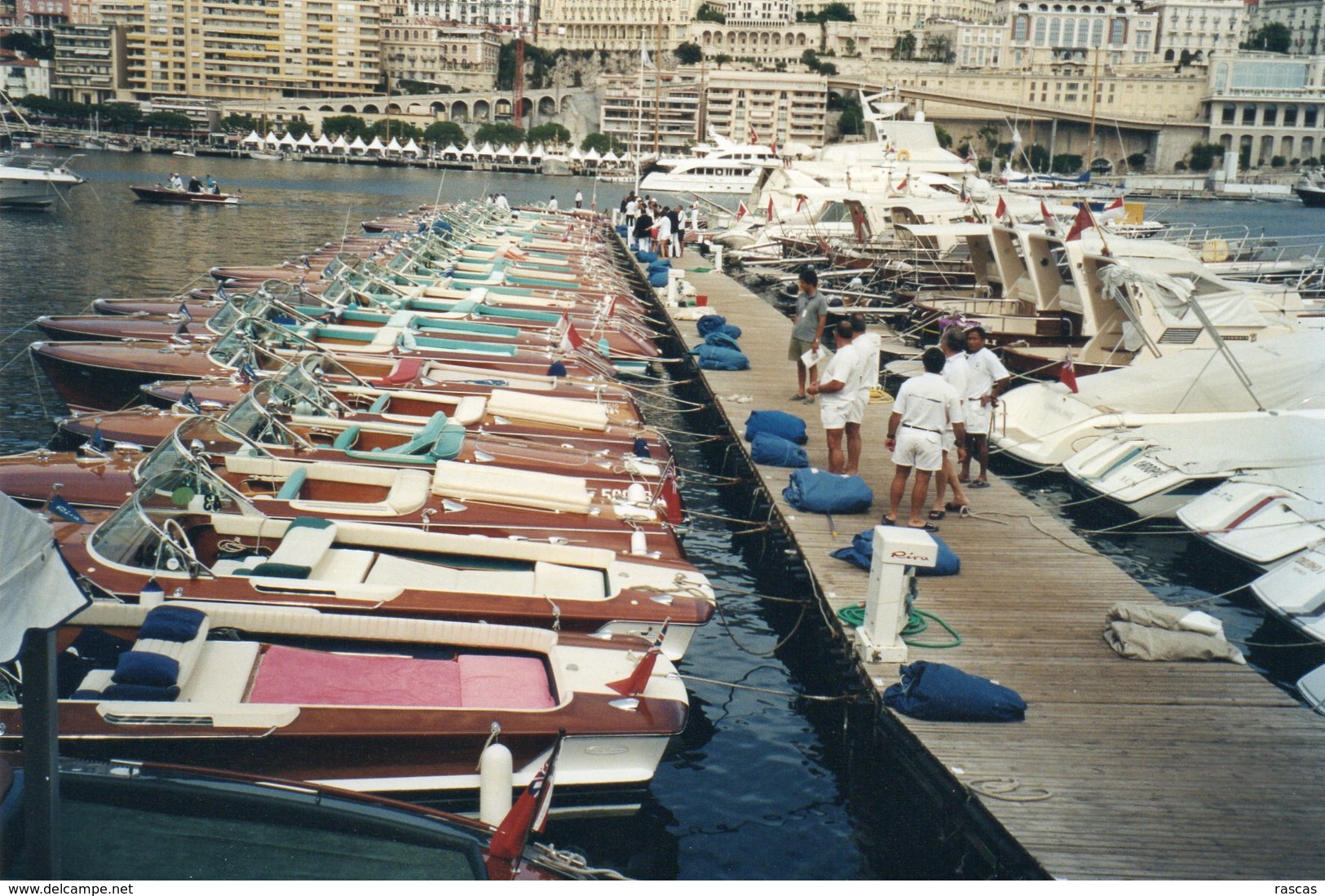 L - PHOTO ORIGINALE - BATEAU - MONACO - MONTE CARLO - CANOTS - RUNABOAT RIVA - SEPTEMBRE 2001 - Boats