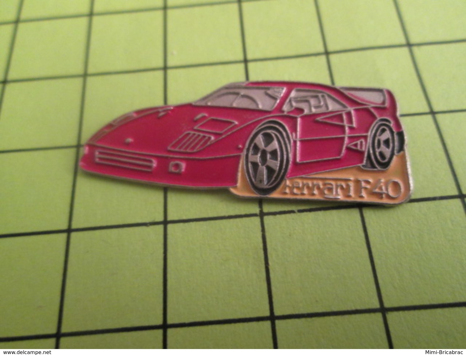 1415c Pins Pin's / Rare & TB état / THEME : AUTOMOBILES / Grand Pin's FERRARI F40 - Ferrari