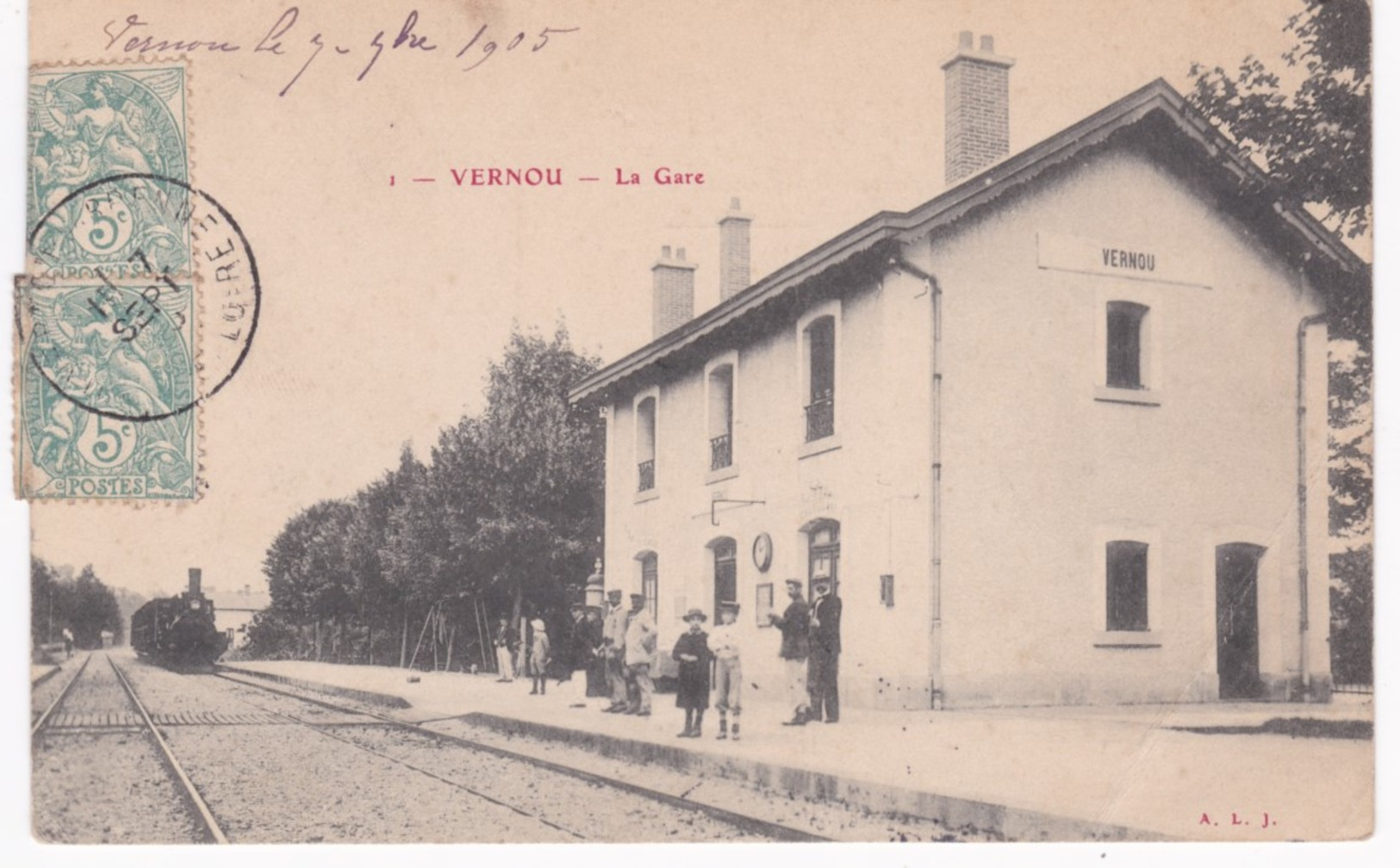 37 Indre Et Loire -  VERNOU -  La Gare - Train - 1905 - Pli - Stations With Trains