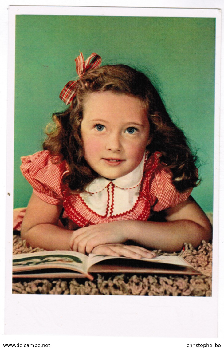 Portrait Of Little Girl Reading A Book, Village D'enfants De France, Ed. Superluxe Paris (pk59683) - Portraits