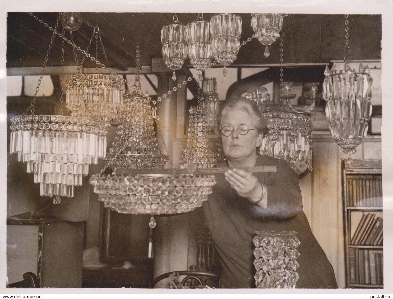 LUSTER LIGHTS FOR RAJAHS KENSINGTON COLLECTOR CHANDELIERS  INDIAN RAJAHS  20*15CM Fonds Victor FORBIN 1864-1947 - Profesiones