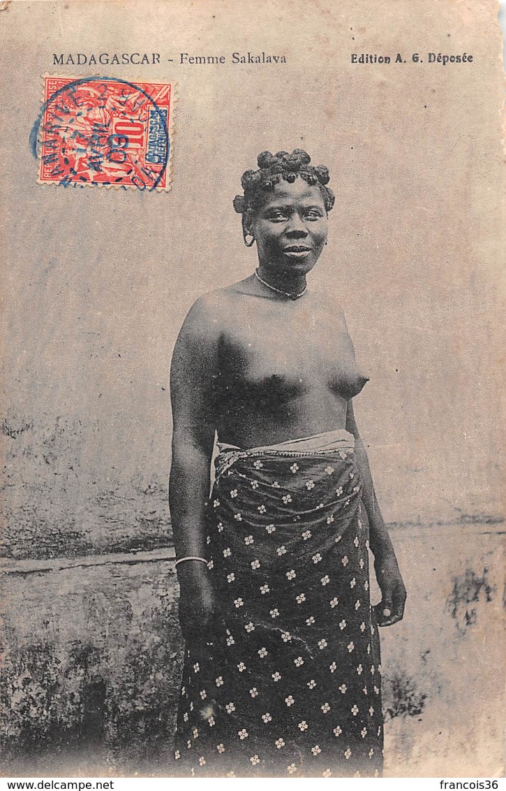 Madagascar - Femme Sakalava - 1909 - Erotica érotique Nu Nue Nude Seins Nus - Madagaskar