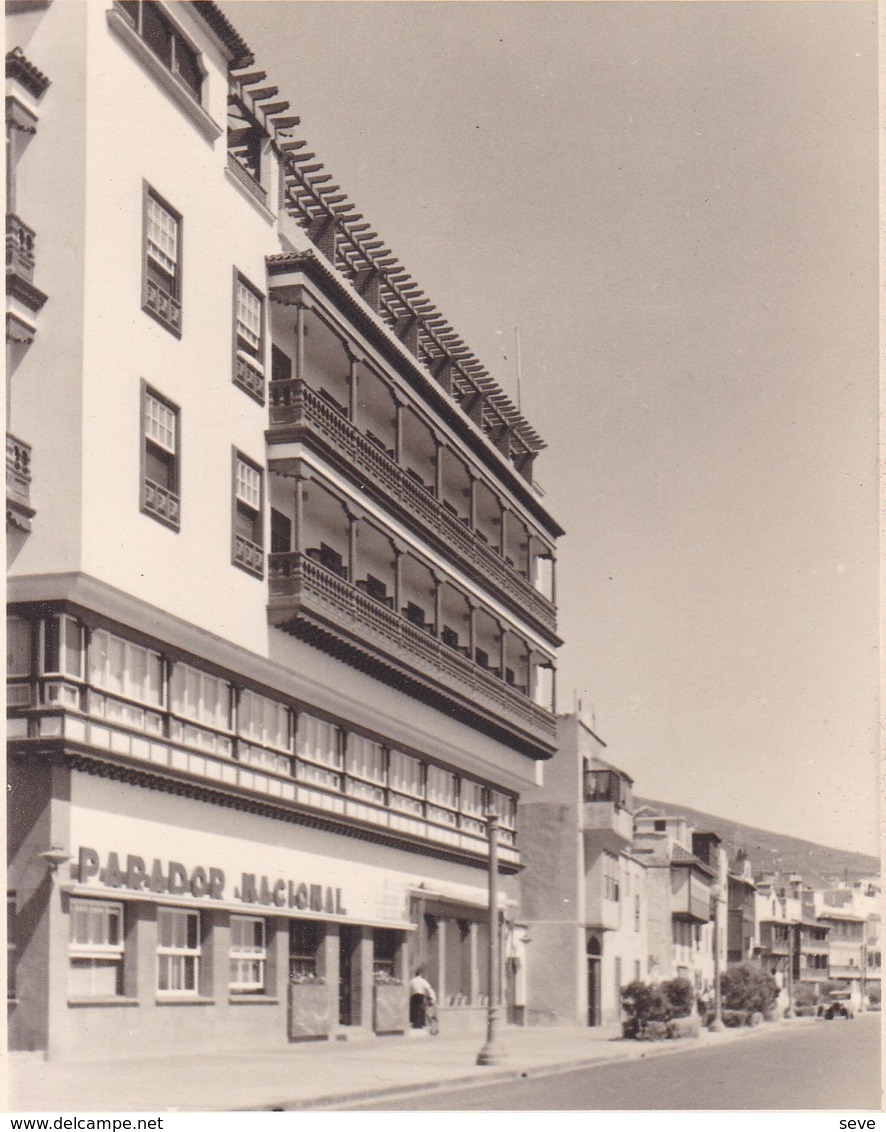 SANTA CRUZ De LA PALMA Hôtel PARADOR 1956  Photo Amateur Format Environ 7,5 Cm X 5,5 Cm - Lugares