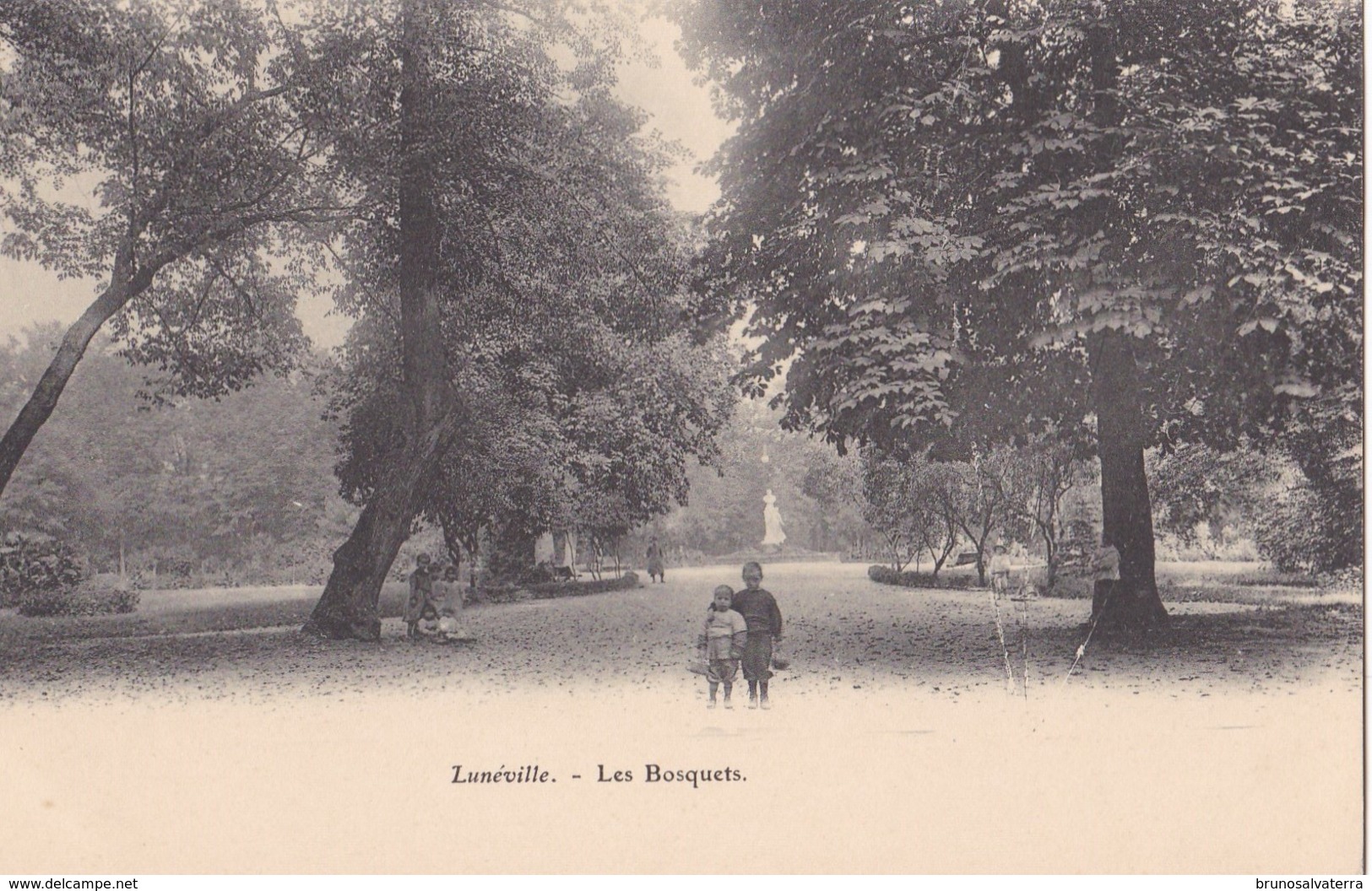 LUNEVILLE - Les Bosquets - Luneville