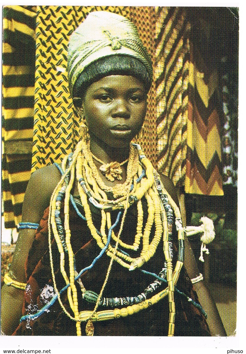 AFR-1248  GHANA : Krobe Girl Intraditional Attire - Ghana - Gold Coast