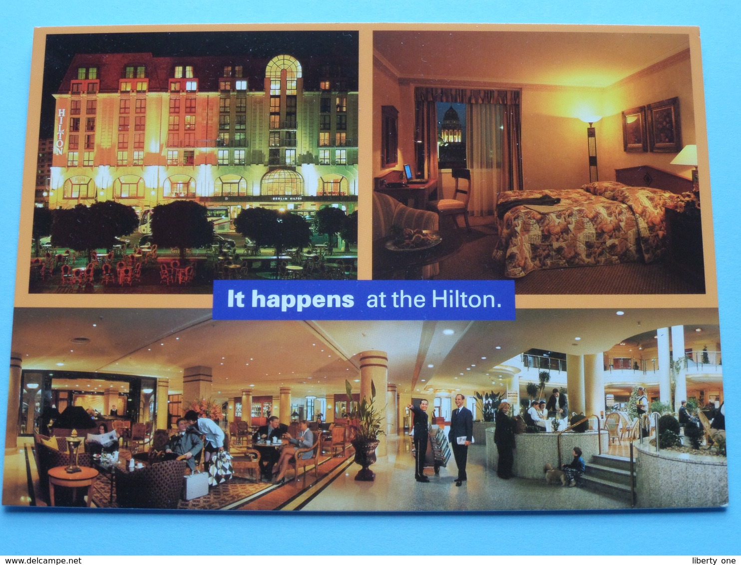 It Happens At The HILTON > BERLIN ( Publicity Card - Mohrenstrasse Berlin ) > Anno 19?? ( Zie / Voir Photo ) ! - Hotels & Restaurants