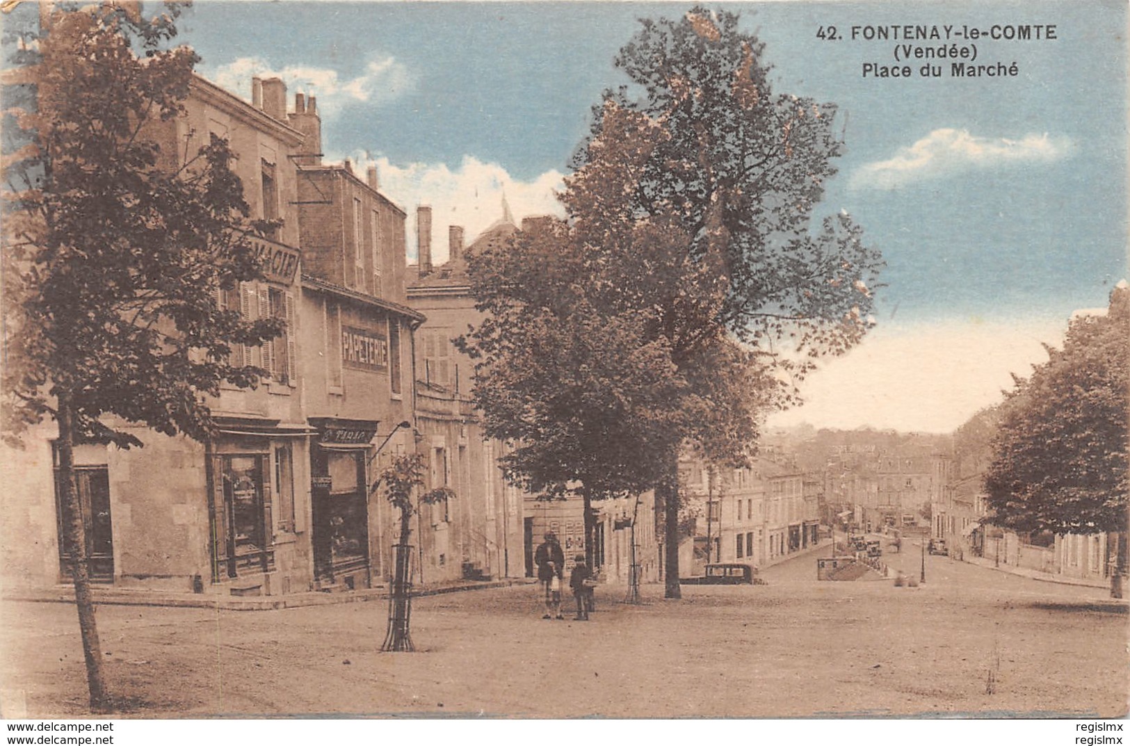 85-FONTENAY LE COMTE-PLACE DU MARCHE-N°R2047-E/0103 - Fontenay Le Comte