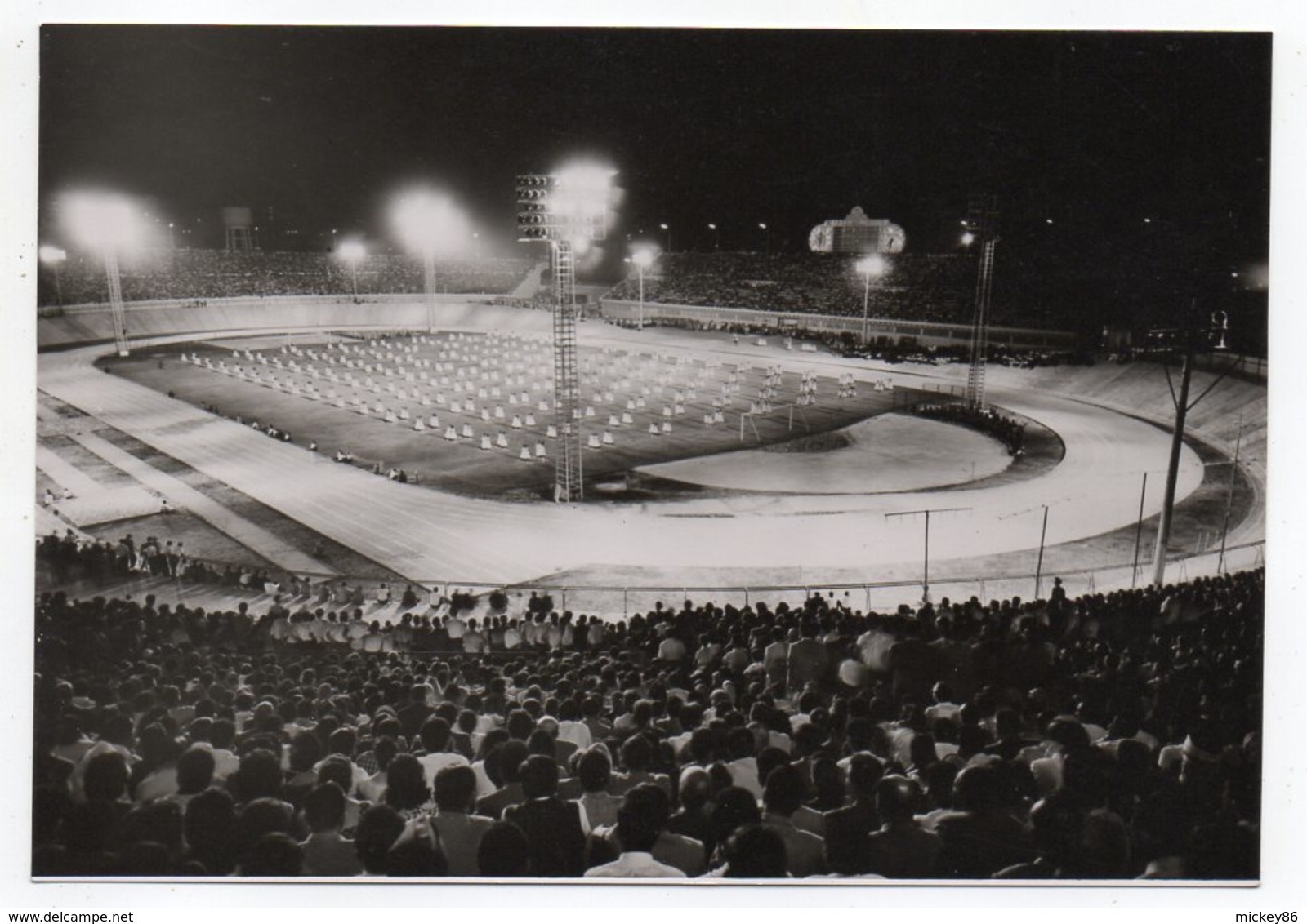 Liban -- BEYROUTH --BEIRUT --Stade De Football -Célébration Des 3ème Jeux Méditerranéens-11 Au 27 Octobre 1959--animée - Lebanon