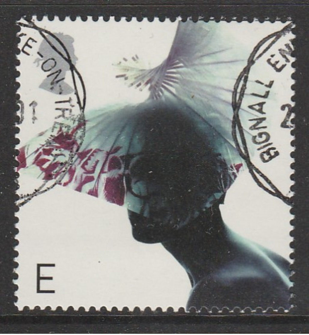 GB 2001 Fashion Hats E Multicoloured SG 2217 O Used - Used Stamps