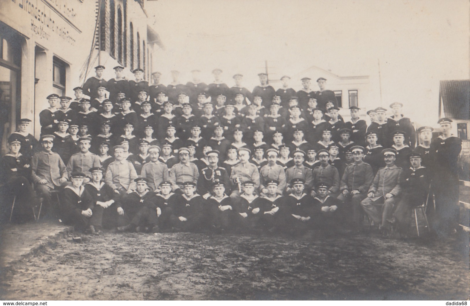 CARTE PHOTO ALLEMANDE - GUERRE 14-18 - GROUPE DE MARINS ALLEMANDS - War 1914-18