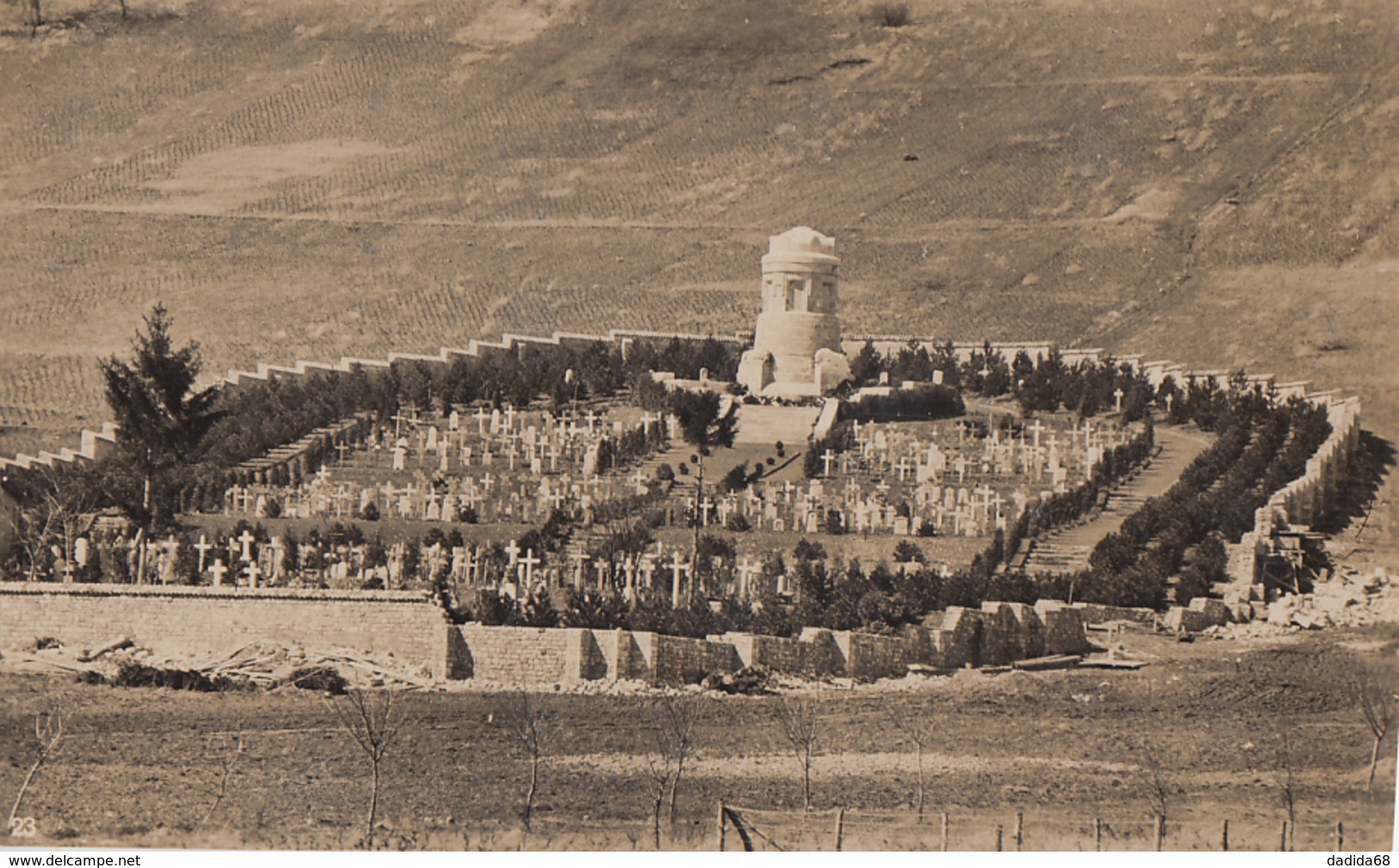 CARTE PHOTO ALLEMANDE - GUERRE 14-18 - CIMETIÈRE À IDENTIFIER - Guerre 1914-18