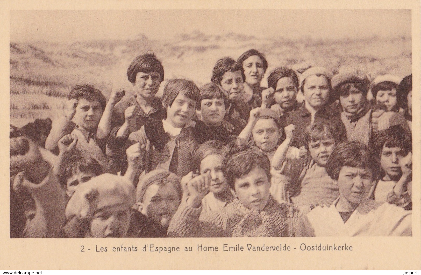 Les Enfants D'espagne, Home Van Der Velde, Oostduinkerke, 2 Scans, 2 - Oostduinkerke