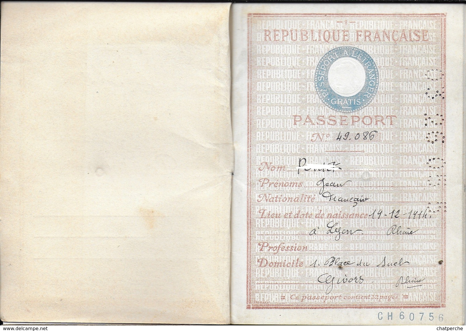 DOCUMENT PASSEPORT FRANÇAIS DÉLIVRE EN 1943 PAR PRÉFECTURE RHONE  TIMBRE FISCAL GRATUIT CACHET NAZI POUR ALLEMAGNE STO ? - Collections