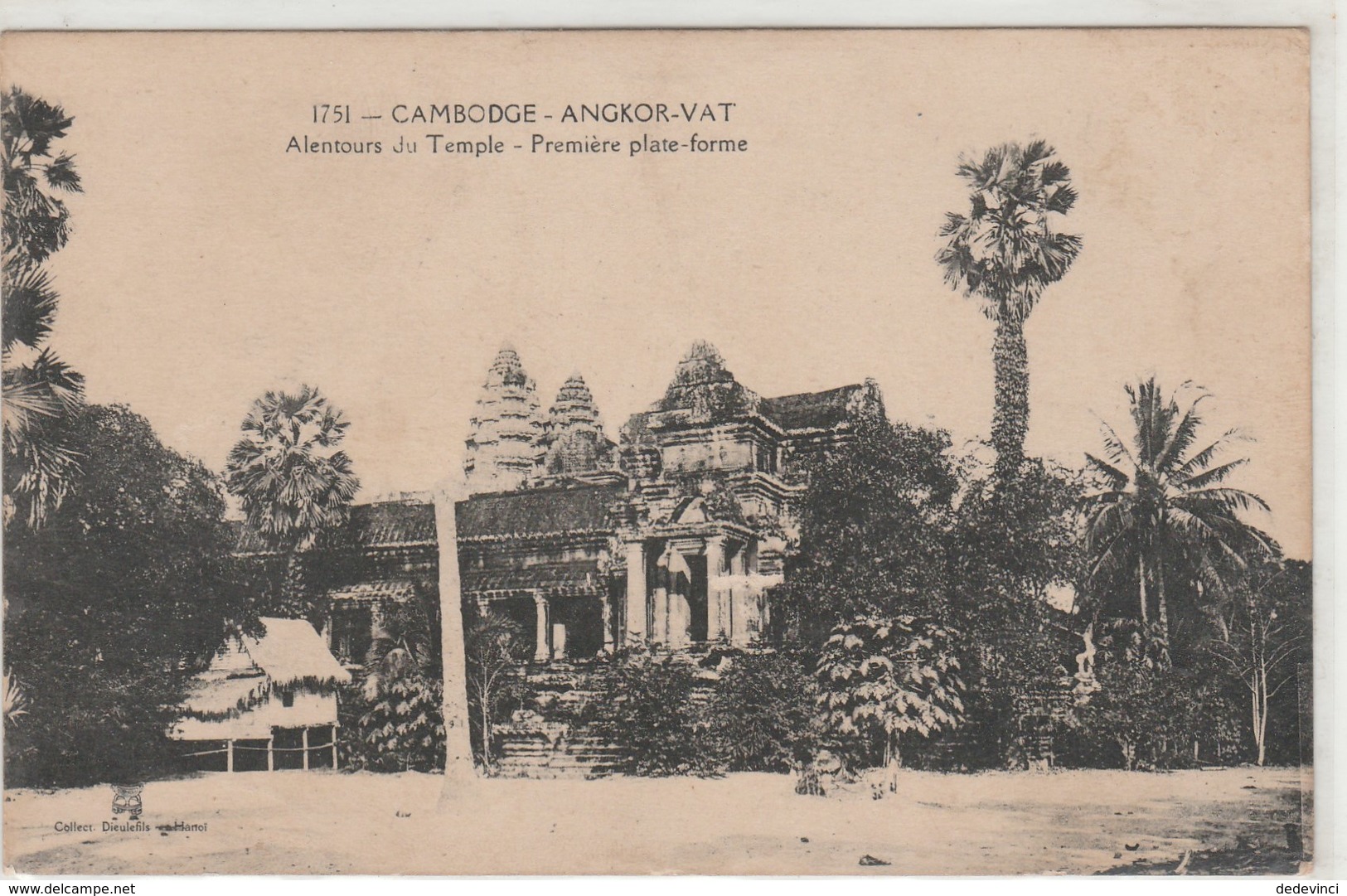 Cambodge - Angkor-Vat Alentour Du Temple - Première Plate-forme - Cambodge