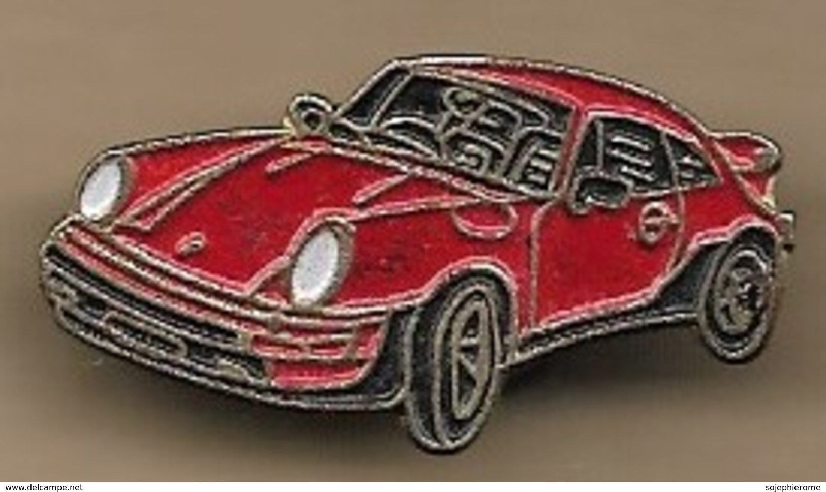 Pin's Porsche 911 Carrera Rouge - Porsche