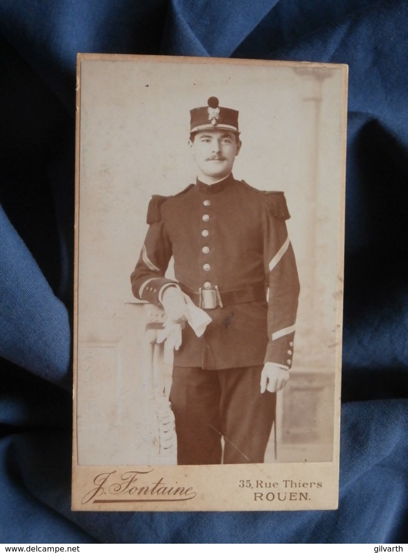 Photo CDV J. Fontaine à Rouen - Militaire Sergent Fourrier Du 39e D'infanterie Après 1900 L450 - Anciennes (Av. 1900)