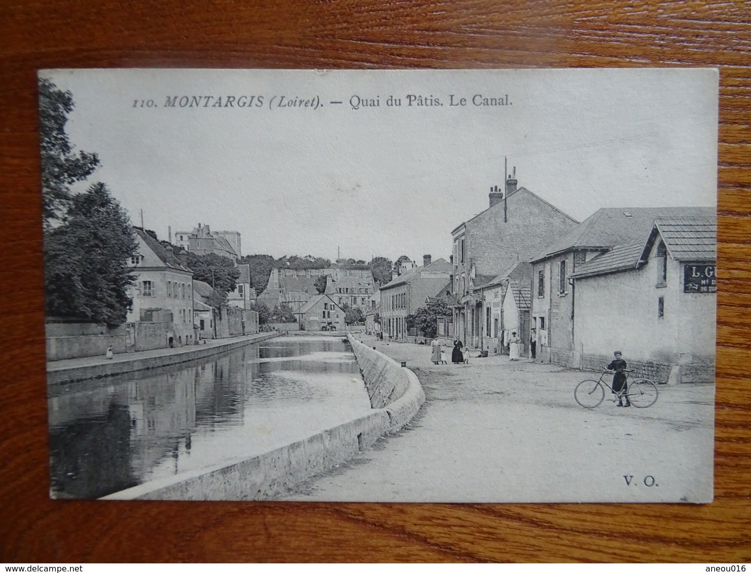 Belle CPA  Animée  "MONTARGIS - Quai Du Pâtis - Le Canal"   V.O.   Circulée En 1910   Très Bon état - Cheverny