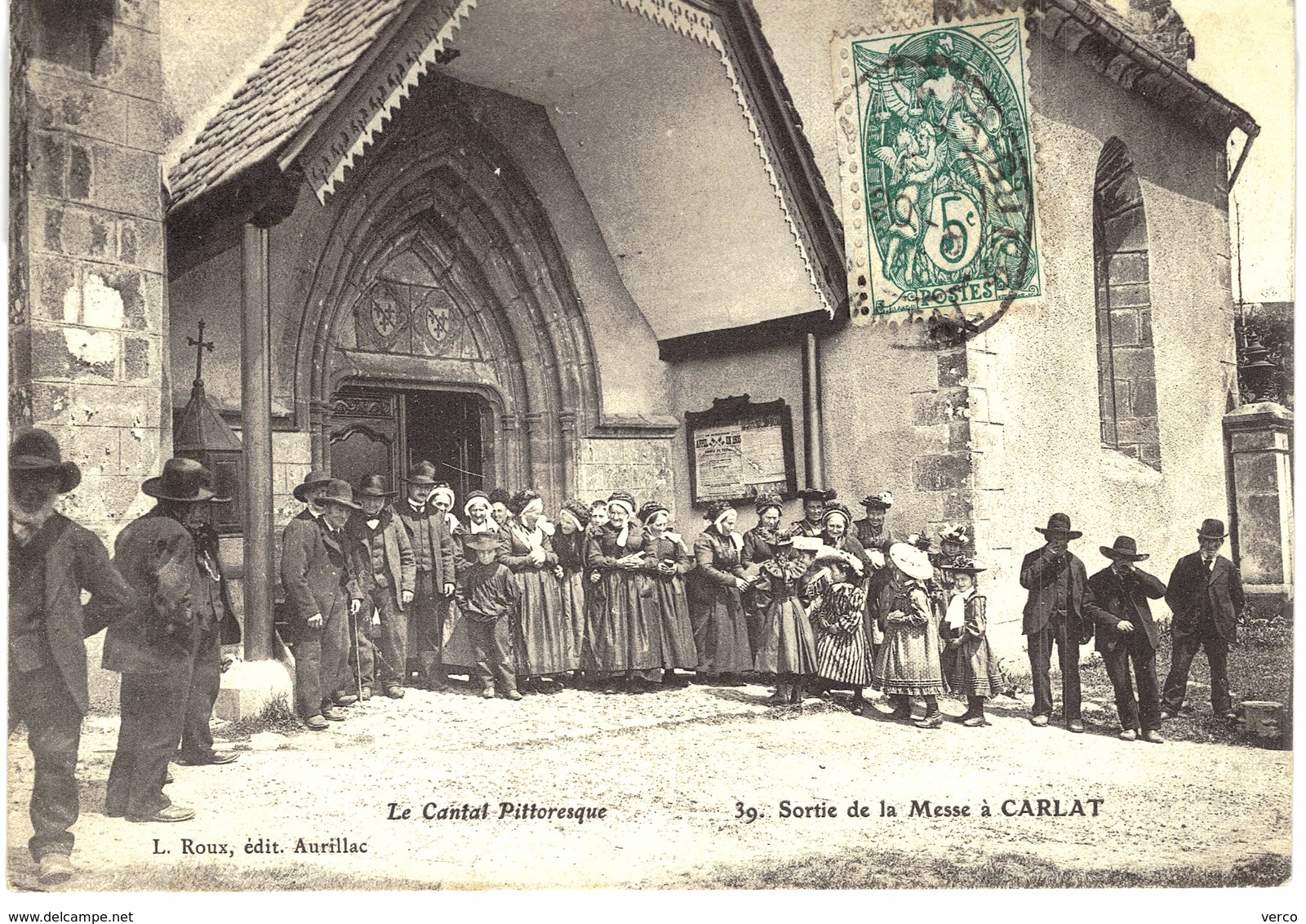 Carte Postale Ancienne De CARLAT - Sortie De Messe - Carlat