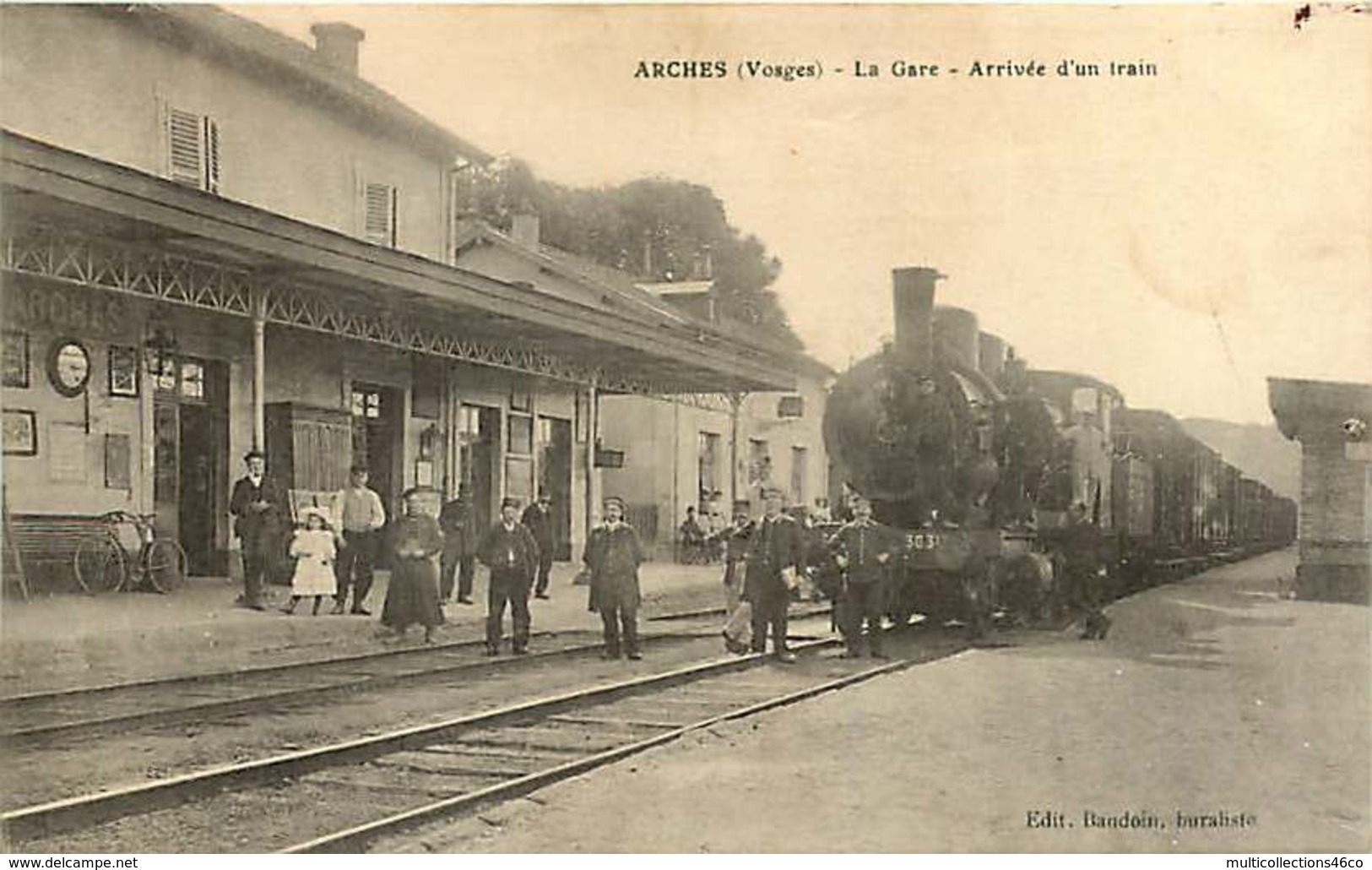 #230619A - 88 ARCHES La Gare - Arrivée D'un Train - Chemin De Fer Chef De Gare - Arches
