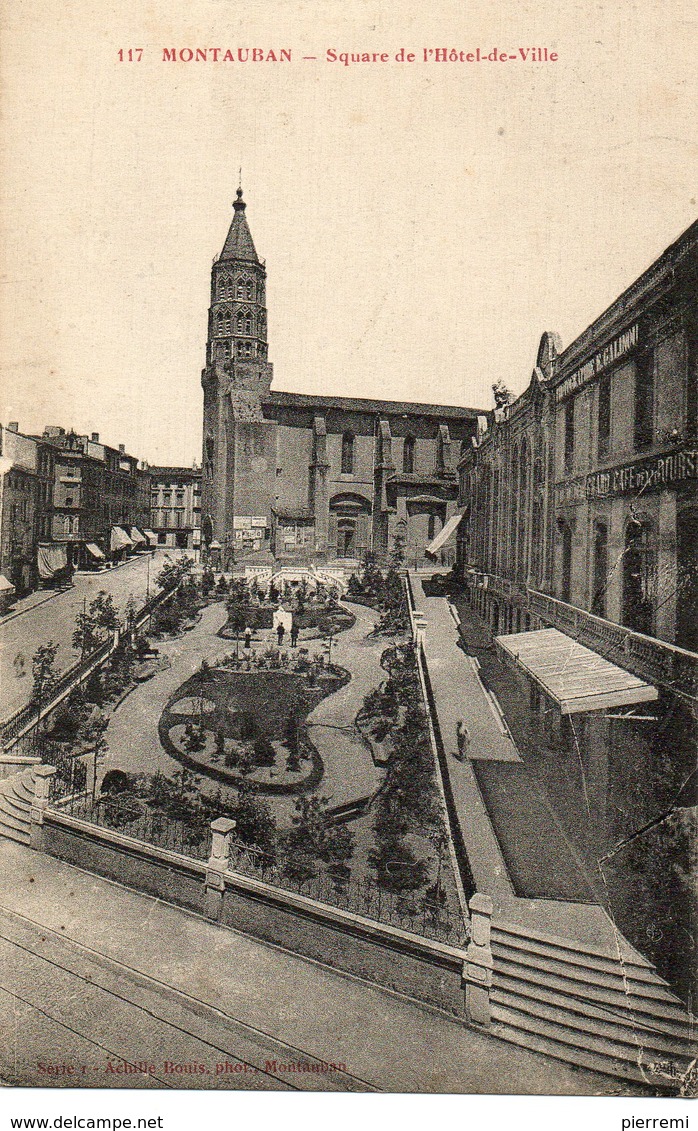 Square De L Hotel De Ville - Montauban