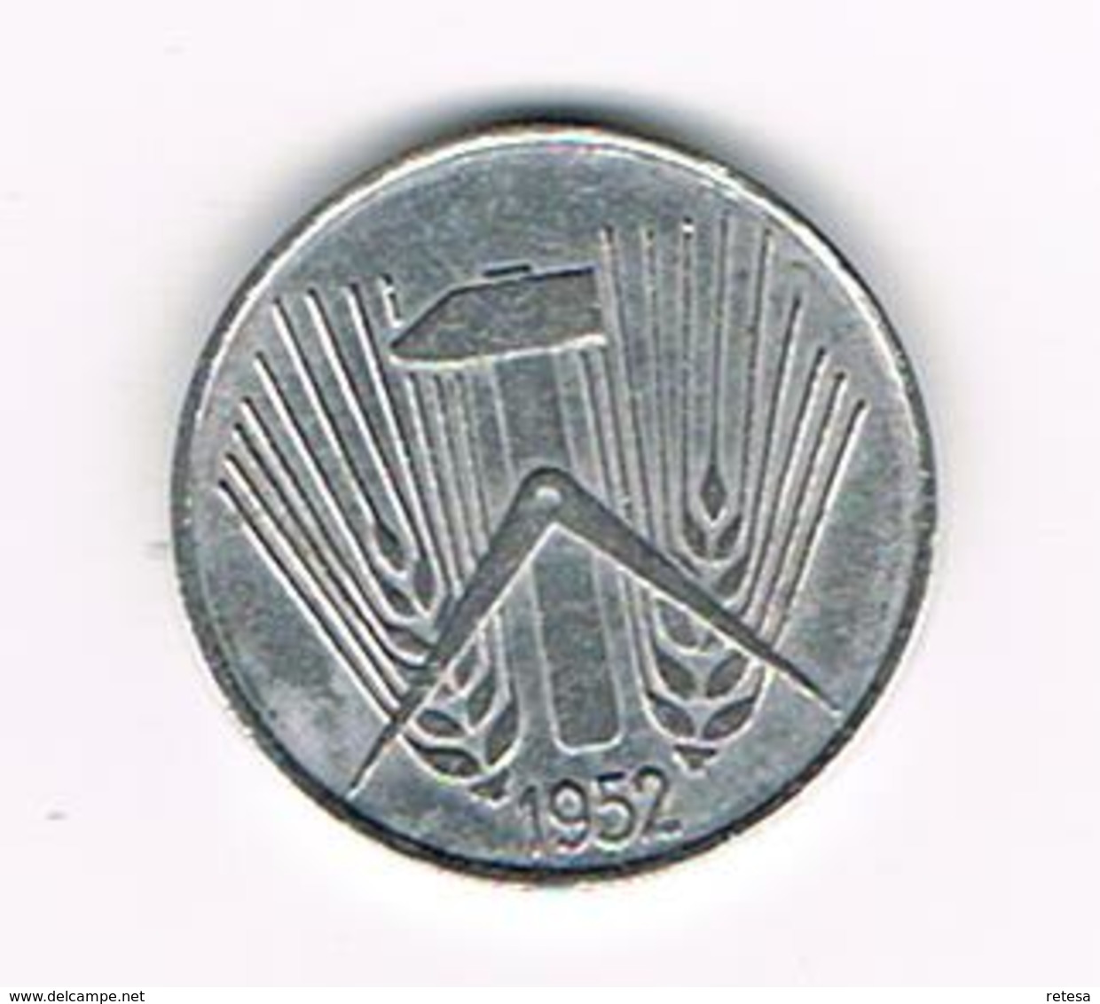 //   D.D.R. 5 PFENNIG  1952 A - 5 Pfennig
