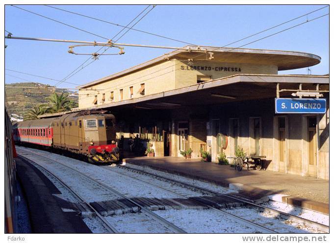 50 FS Treni E 636.161 San Lorenzo Cipressa Imperia Tpaívo Rairoad Trein Railways Zug Treno Steam Chemin De Fer - Stazioni Con Treni