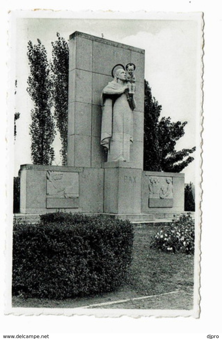 Roeselare  O L Vrouwmarkt  Bevrijdingsmonument - Roeselare