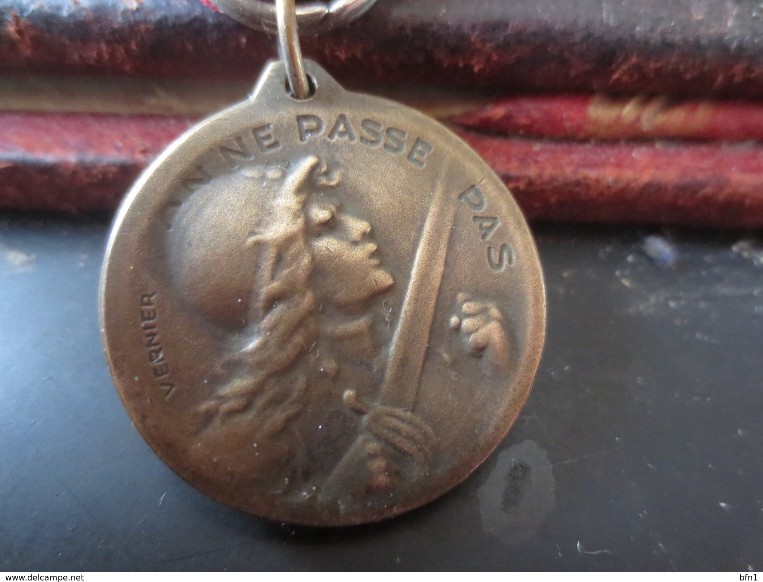 MEDAILLE -  VERDUN- 21 FEVRIER 1916- ON NE PASSE PAS - France