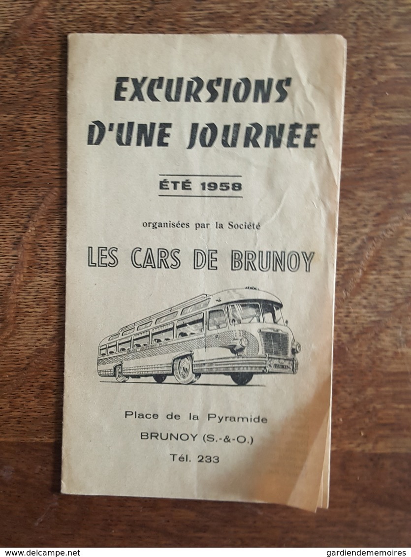 1958 - Cars De Brunoy, Voyages De Vacances, Baillergeau, Place De La Pyramique, Horaires Et Tarifs, Versailles Cabourg - Europa