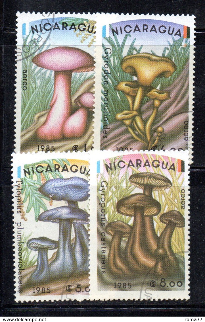 APR1545 - NICARAGUA 1985 , Posta Aerea Serie Yvert N. 1085/1088  Usata (2380A)  Champignons Funghi - Hongos