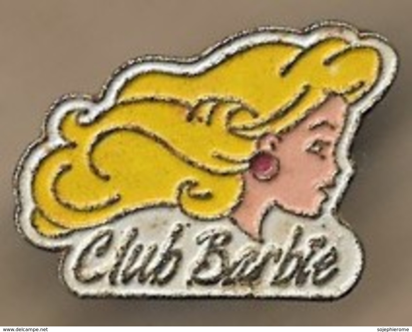 Pin's Club Barbie Poupée Blonde - Jeux