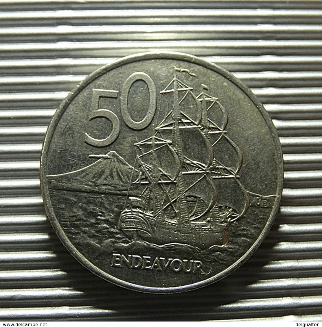 New Zealand 50 Cents 2001 - New Zealand