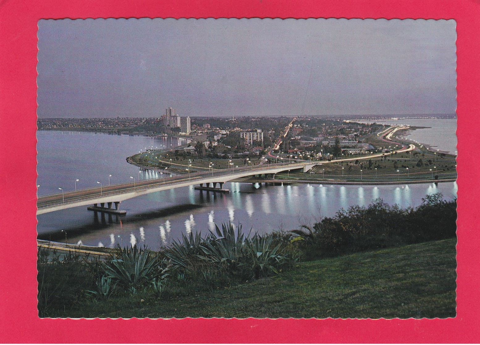 Modern Post Card Of Perth,Western Australia, Australia.D22. - Perth