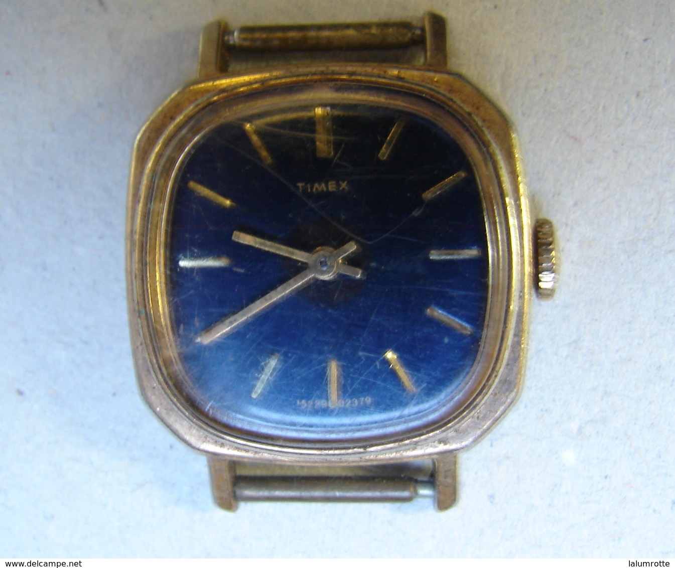 Montre. 6. Montre Carrée Timex. - Montres Anciennes