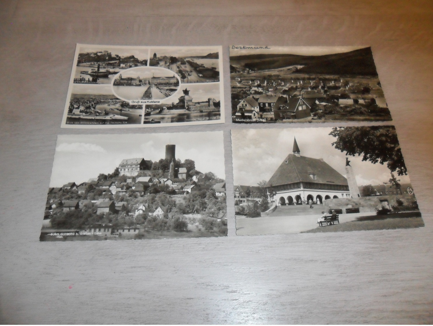 Lot De 60 Cartes Postales D' Allemagne Deutschland CPSM Petit Format   Lot Van 60 Postkaarten  Duitsland Klein Formaat - 5 - 99 Cartoline