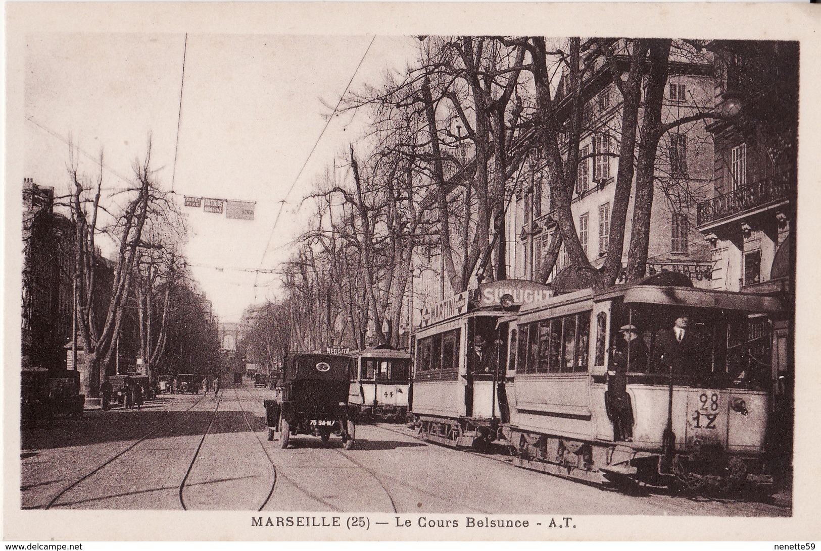 CPA 13 --  MARSEILLE -- Le Cours Belsunce + Tramways + Belle Animation - Canebière, Centre Ville