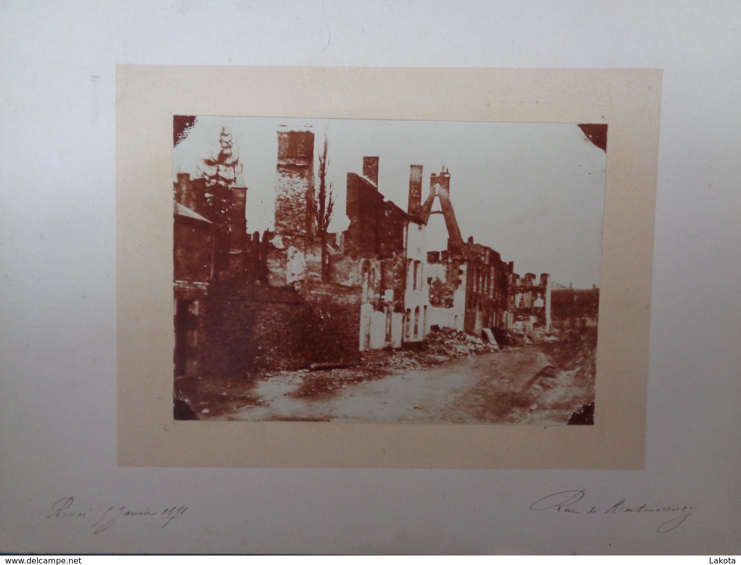Photographie Ancienne - Guerre De 1870 , ROCROI Rue De Montmorency Janvier 1871 - Ruines - Anciennes (Av. 1900)