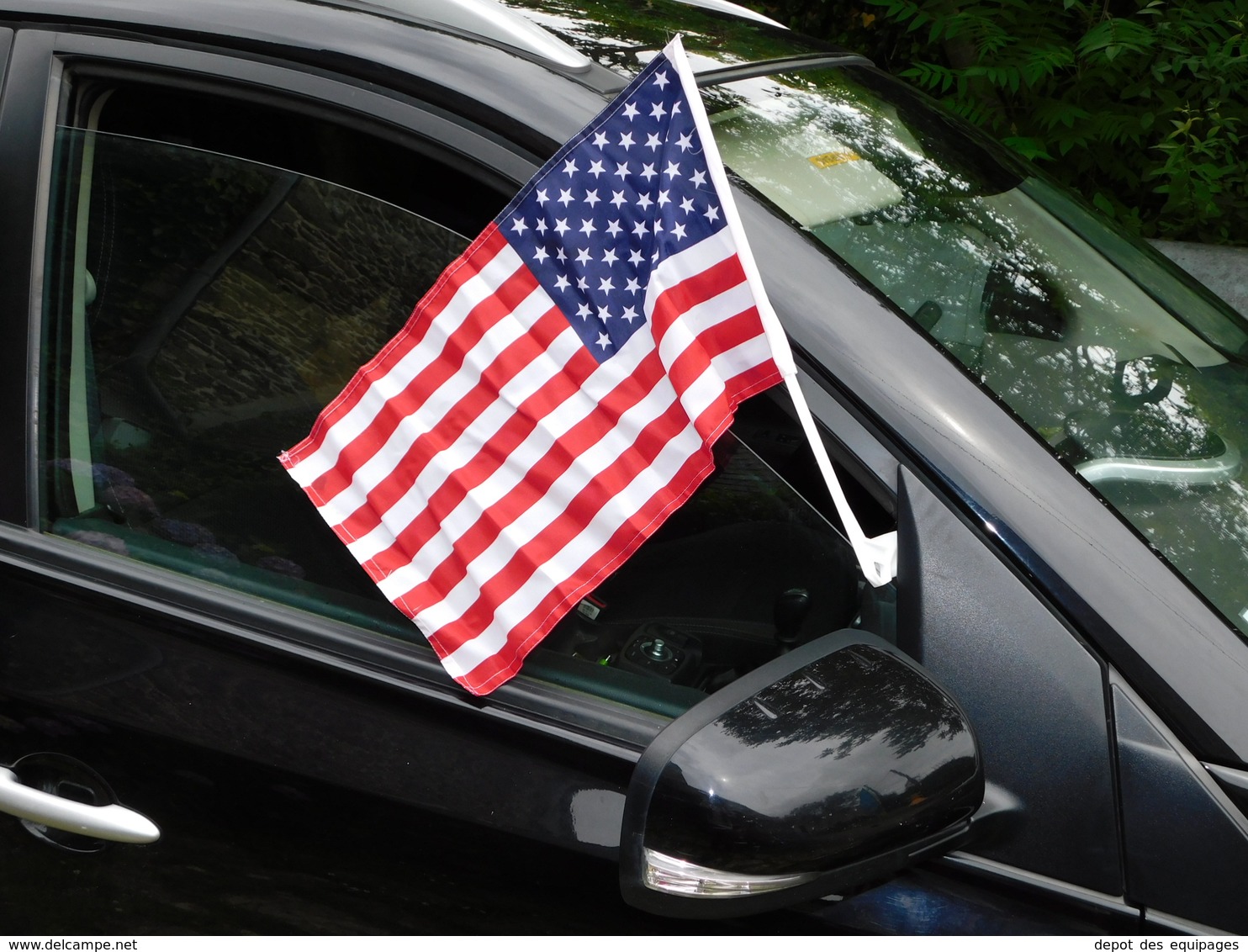 LOT 20-VINGT  DRAPEAUX U.S.A. CAR FLAG - ETAT 100% NEUF - Flags