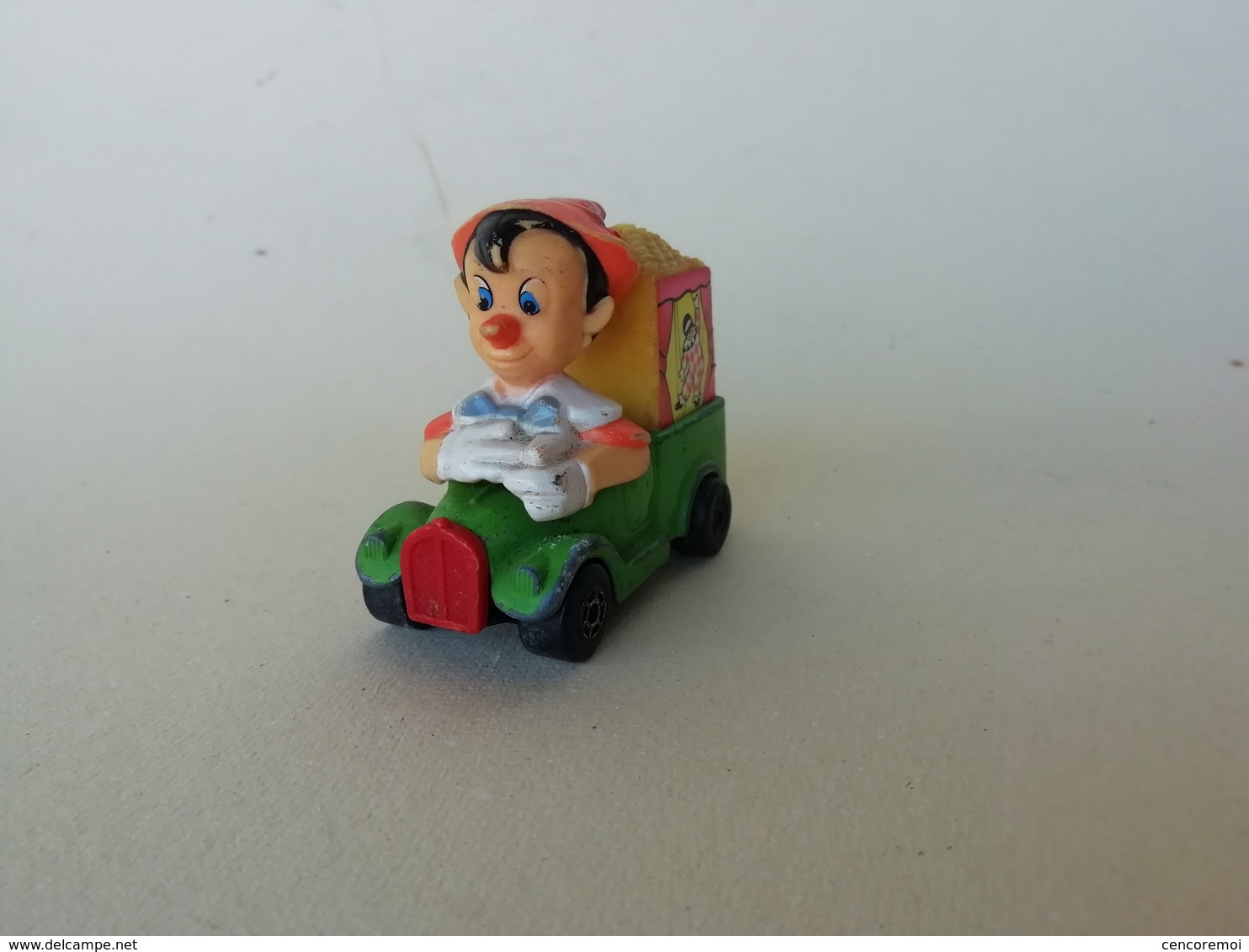 Matchbox Disney série numéro 7, 1979, petite voiture de Pinocchio