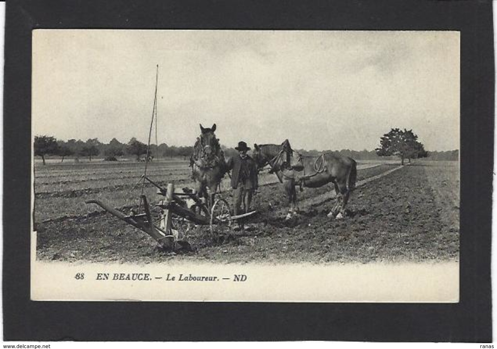 CPA En Beauce Métier Laboureur Non Circulé - Centre-Val De Loire