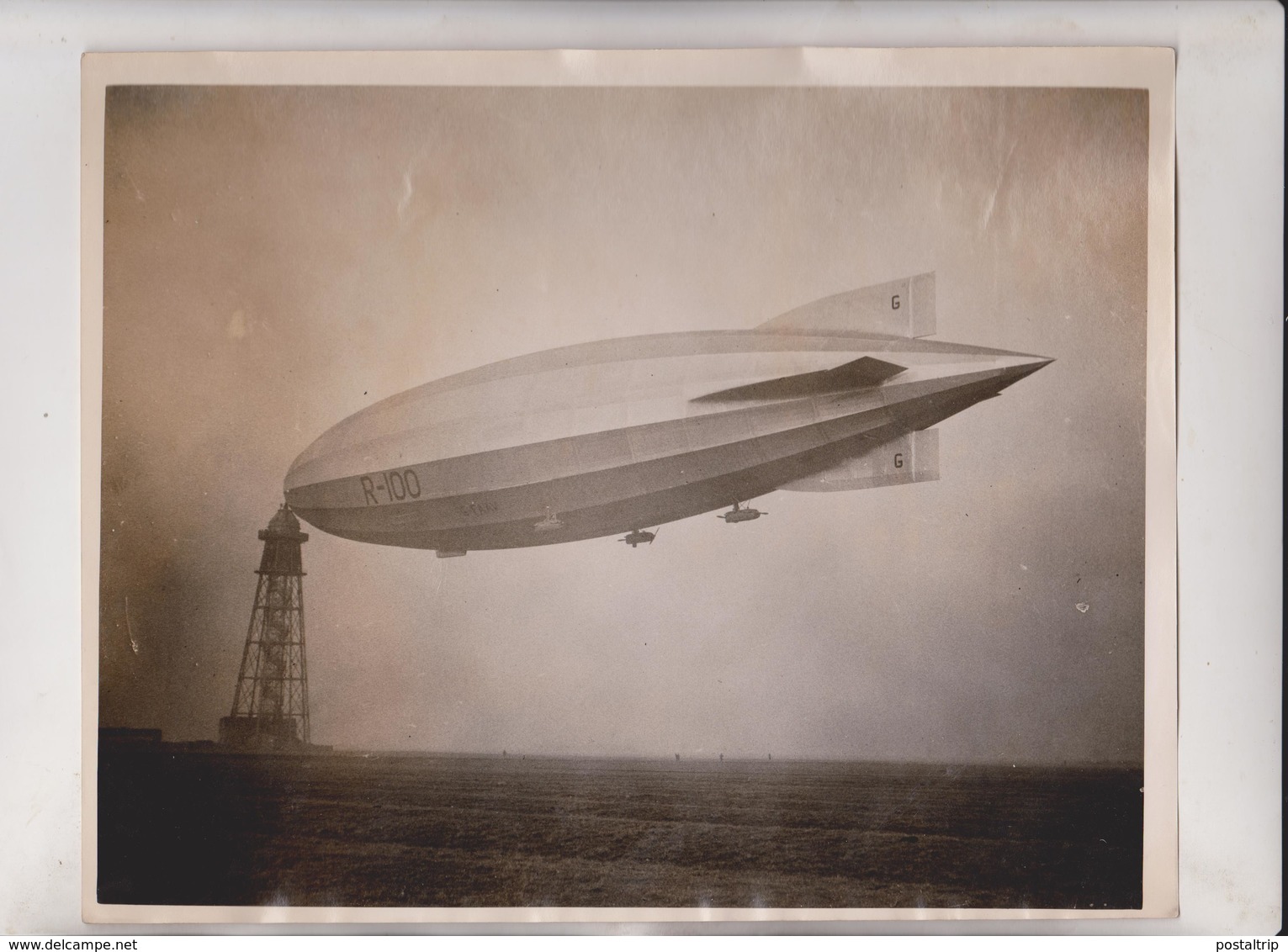 R 100 ZEPPELIN BRITISH  AIRSHIP HOWDEN CARDINGTON BEDFORDSHIRE  25*20 CM Fonds Victor FORBIN 1864-1947 - Aviación