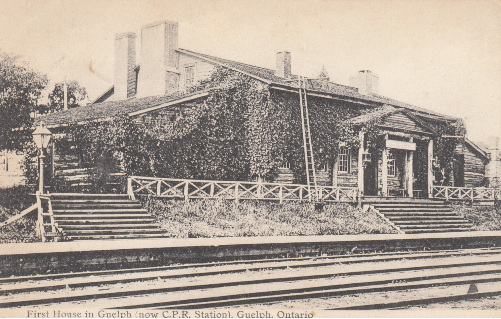 GUELPH, Ontario, Canada, PU-1906; First House In Guelph (now C.P.R. Railroad Station) - Other & Unclassified