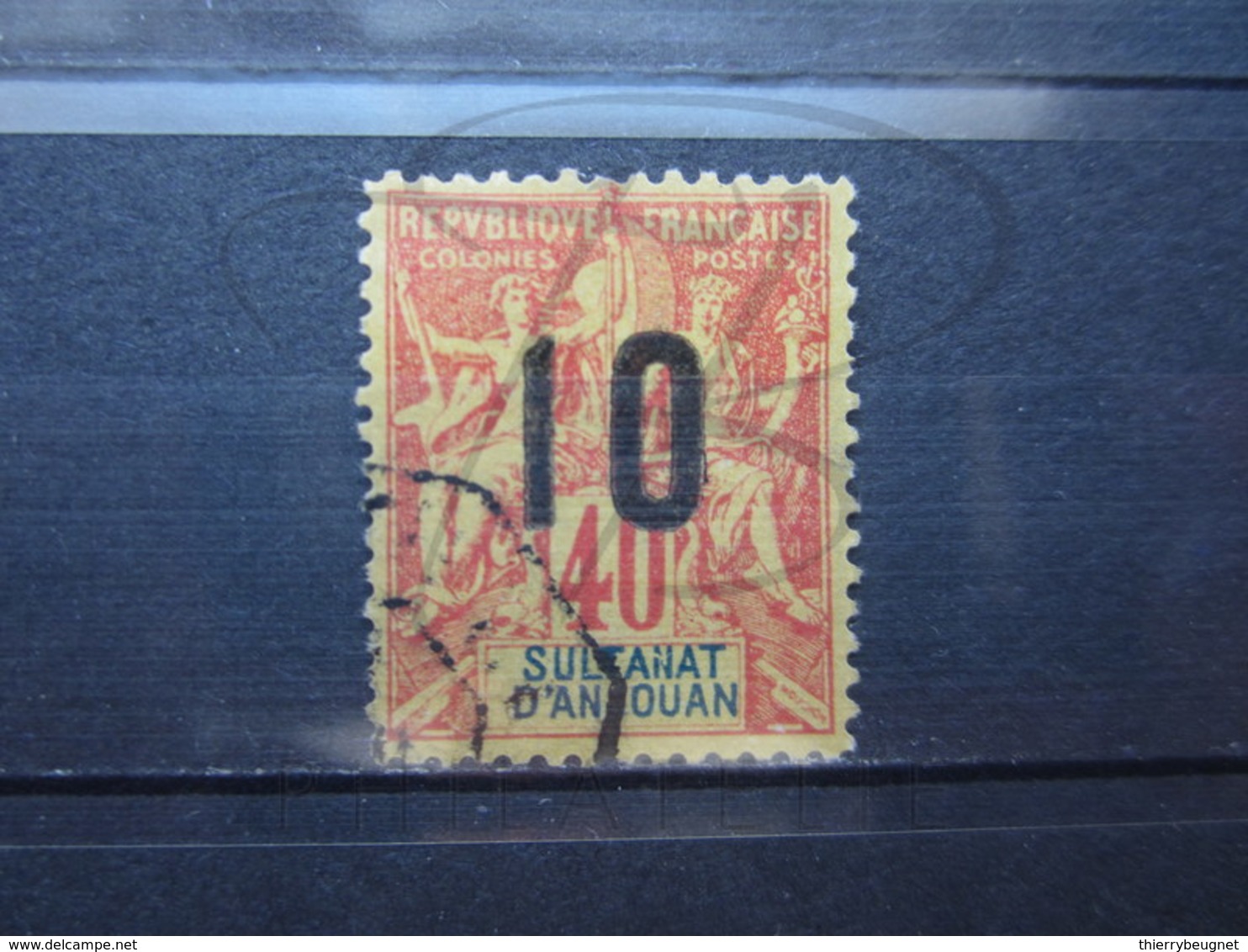 VEND BEAU TIMBRE D ' ANJOUAN N° 26 , FAUX !!! - Used Stamps