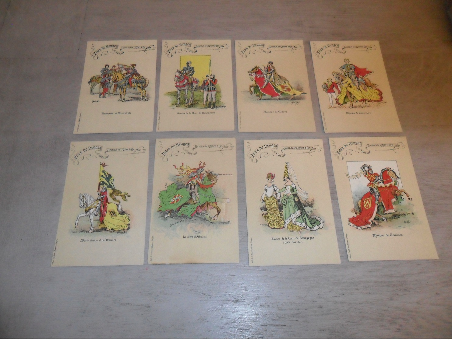 Beau Lot De 8 Cartes Postales De Belgique  Bruges  Tournoi De L' Arbre D' Or      Mooi Lot Van 8 Postkaarten Van Brugge - 5 - 99 Cartes