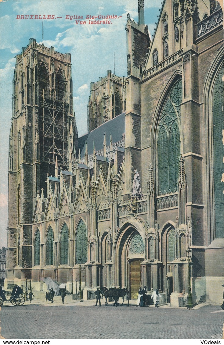 CPA - Belgique - Brussels - Bruxelles - Eglise Sainte-Gudule - Monuments, édifices