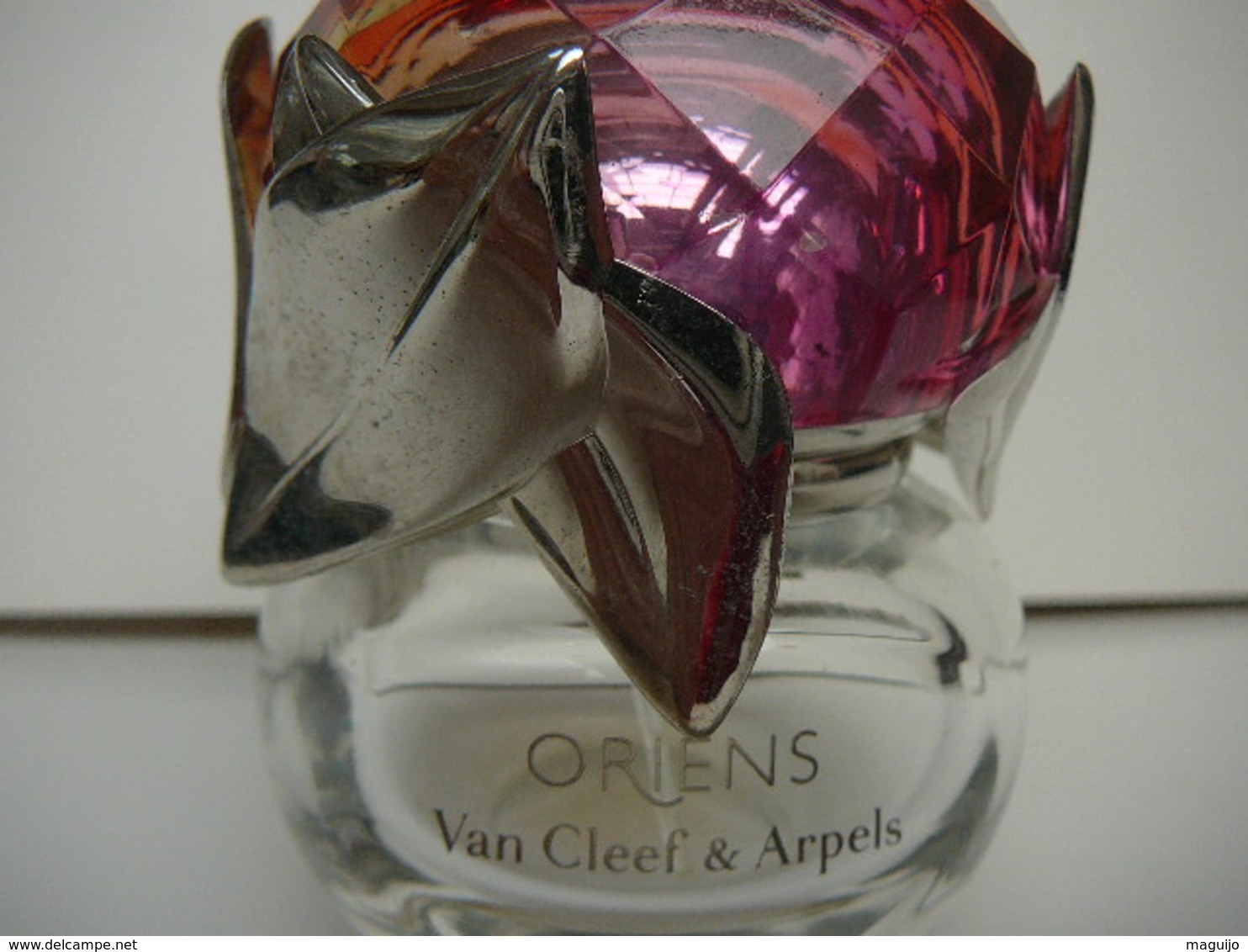 VAN CLEEF& ARPELS :"ORIENS" VAPO VIDE TRES DECO  LIRE ET VOIR!! - Non Classés